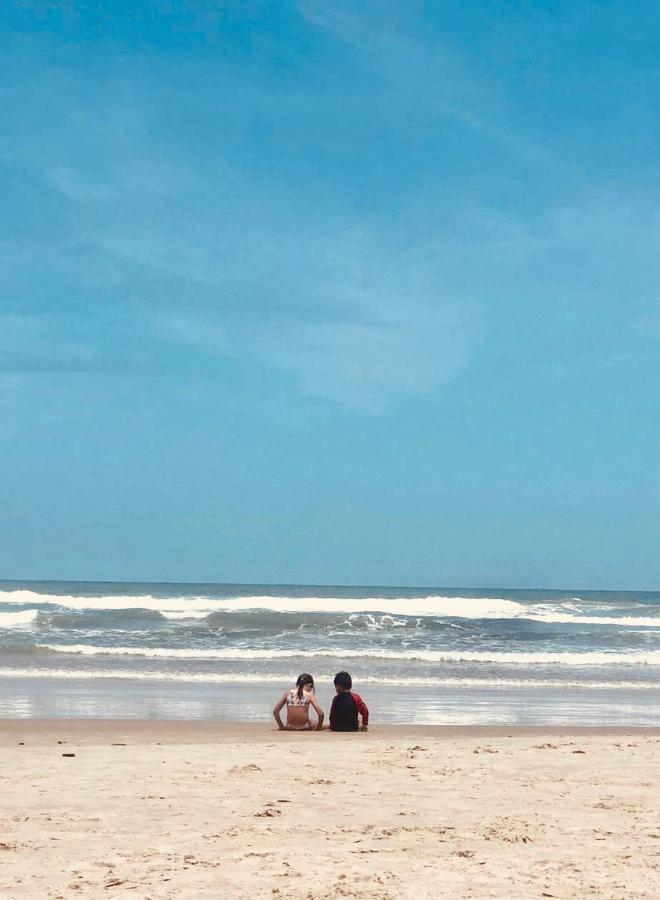 Praia Da Enseada グァルジャー エクステリア 写真
